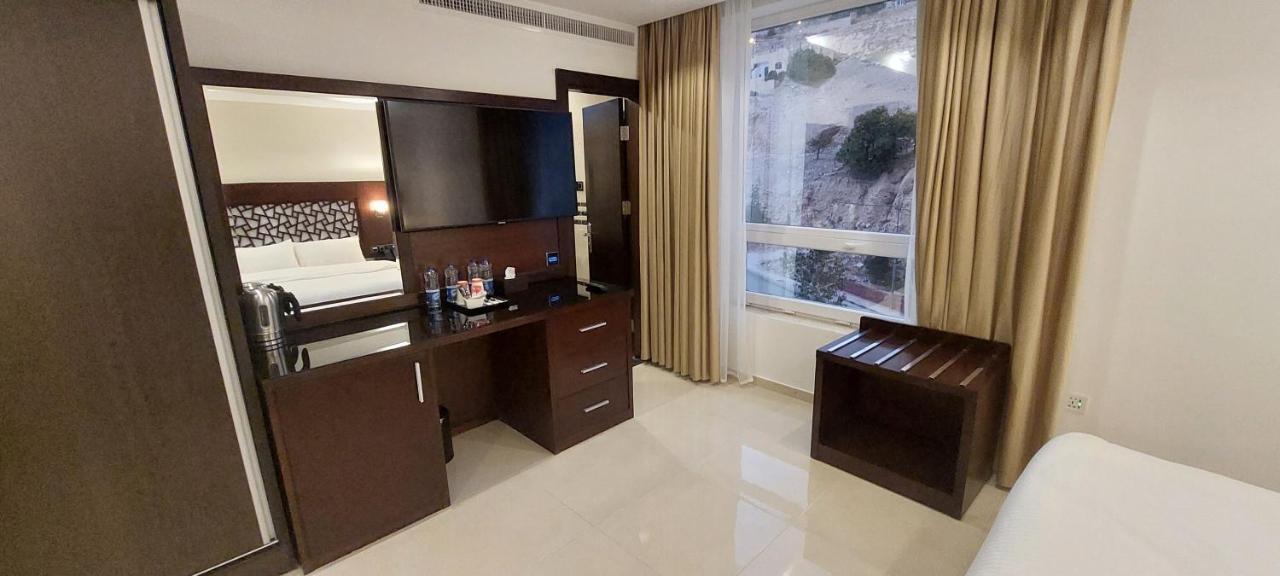 Petra Elite Hotel Wadi Musa Dış mekan fotoğraf